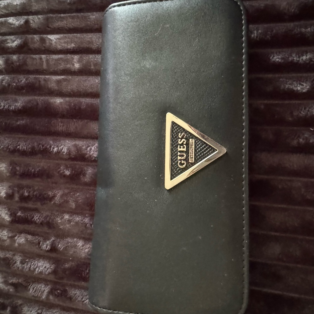 GUESS Black Women’s Wallet